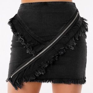 Signature8 Ruffle Zip Skirt